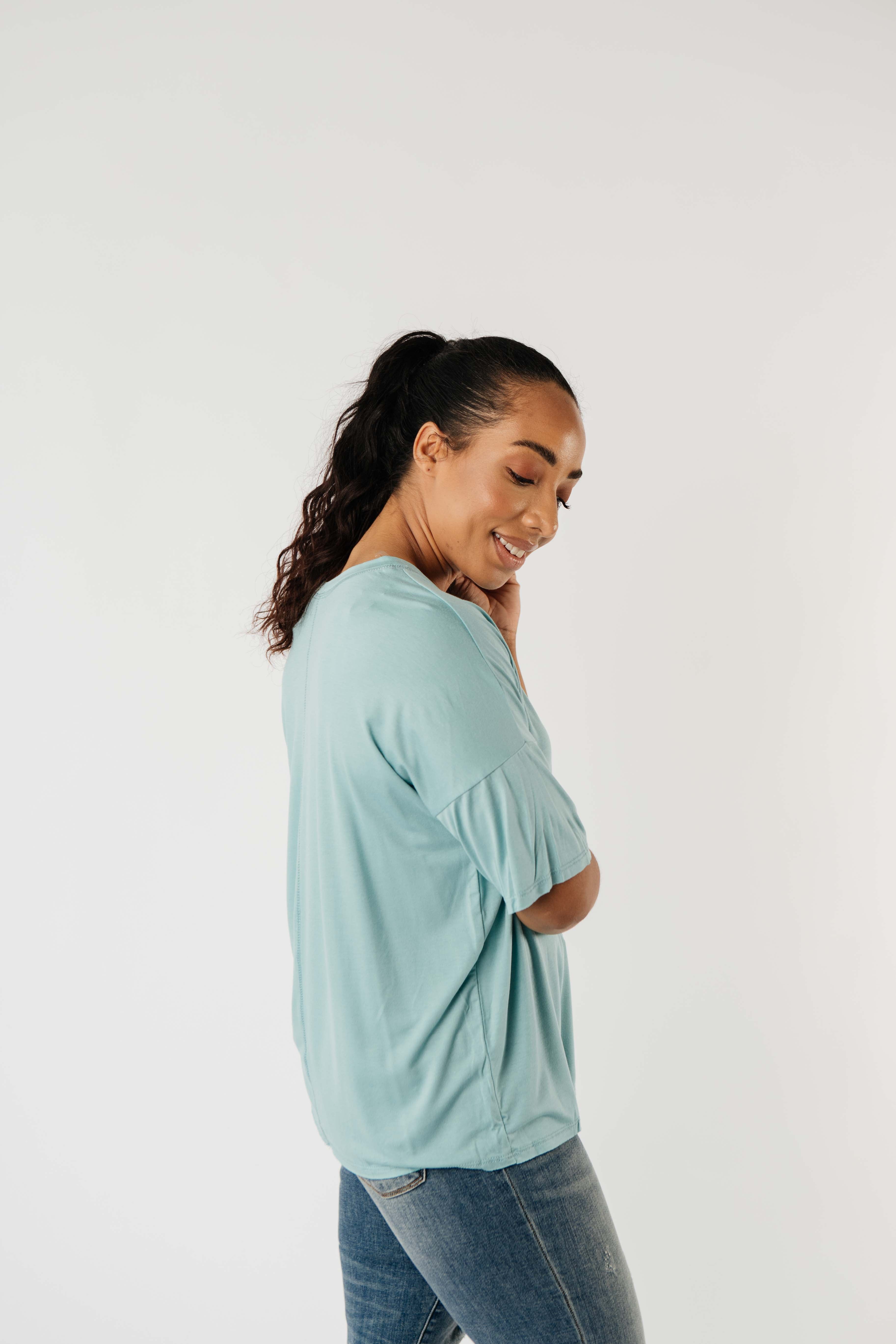 Top Stitch V-Neck In Aqua